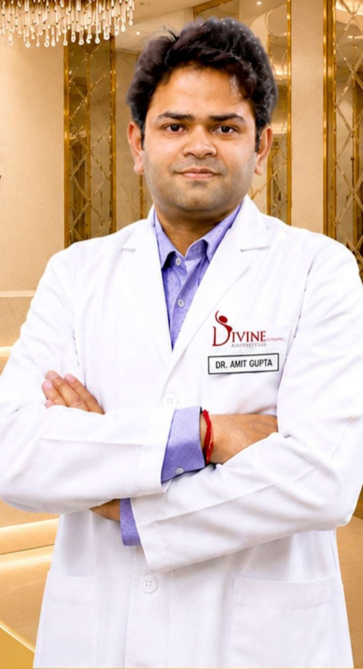 Dr. Amit Gupta in the Divine Aesthetics clinic